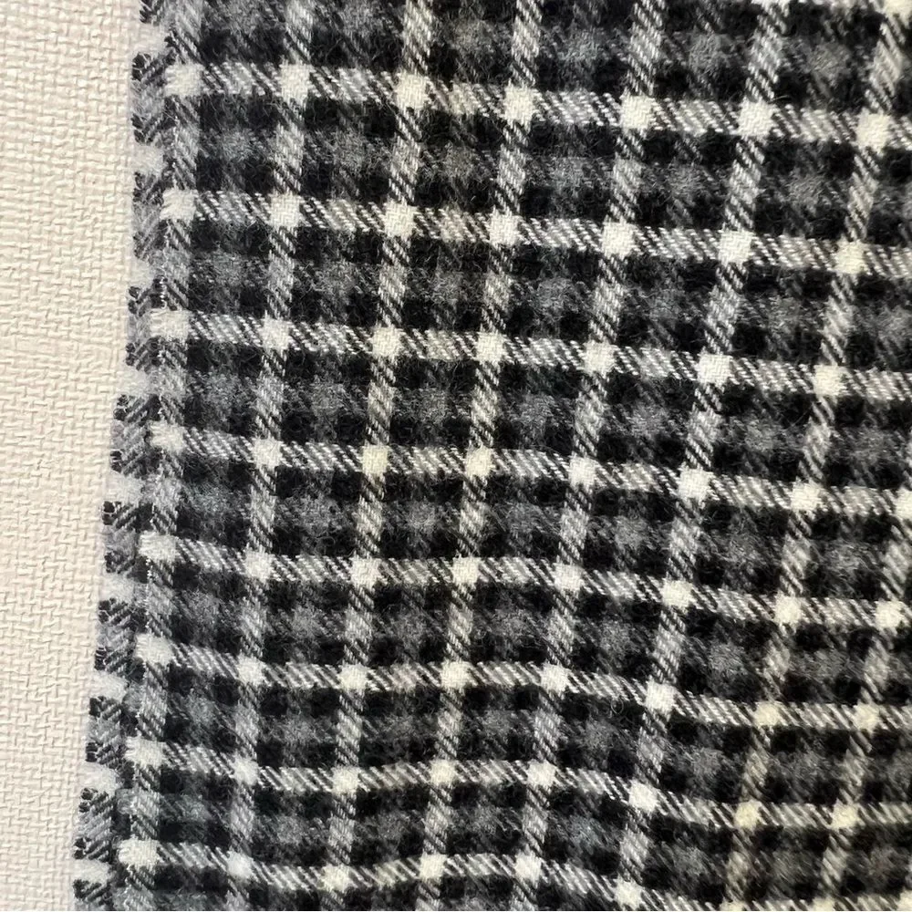 Enzo Mantovani 100% Cashmere Black White Check Scarf 12x60 Fringe Soft Luxurious
